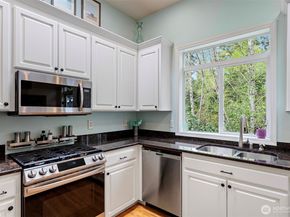 3123 189th Place SE, Bothell WA 98012