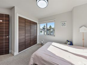 508 Heron Walk SE, Sammamish WA 98074