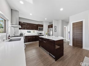 508 Heron Walk SE, Sammamish WA 98074