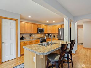 308 170th Place SE, Bothell WA 98012