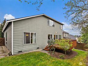 308 170th Place SE, Bothell WA 98012