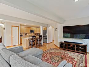 308 170th Place SE, Bothell WA 98012