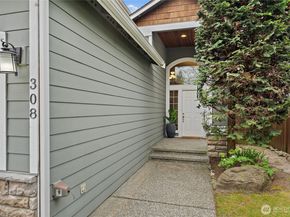 308 170th Place SE, Bothell WA 98012