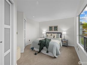 4290 Shoreclub Drive, Mercer Island WA 98040