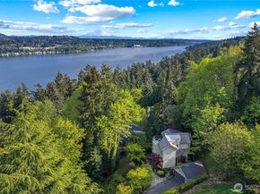 4290 Shoreclub Drive, Mercer Island WA 98040