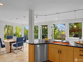 4290 Shoreclub Drive, Mercer Island WA 98040
