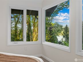 4290 Shoreclub Drive, Mercer Island WA 98040