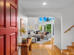 4290 Shoreclub Drive, Mercer Island WA 98040