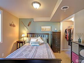 14555 8th Avenue NE, Shoreline WA 98155