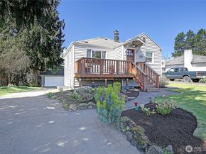 14555 8th Avenue NE, Shoreline WA 98155