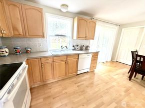 13029 SE 206 Place, Kent WA 98031