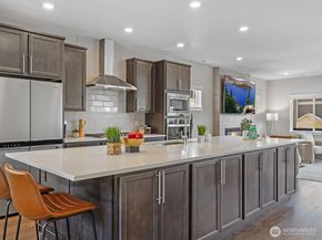 20820 3rd Avenue SE, Bothell WA 98012