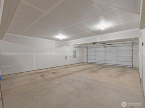 20820 3rd Avenue SE, Bothell WA 98012