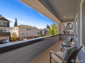 20820 3rd Avenue SE, Bothell WA 98012