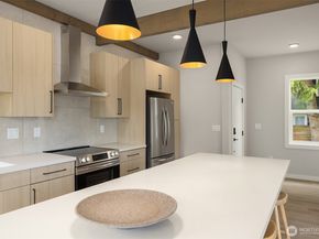 2302 E Pike Street, Seattle WA 98122