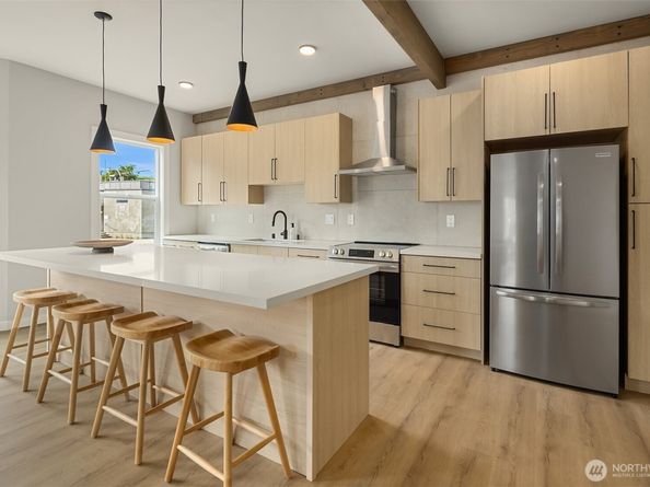 2302 E Pike Street, Seattle WA 98122