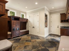 9 Diamond S Ranch, Bellevue WA 98004