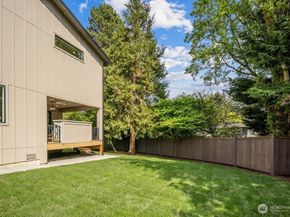 12112 94th Place NE, Kirkland WA 98034