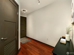 413 NE 70th Street 301, Seattle WA 98115