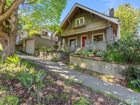 2010 NE 54th Street, Seattle WA 98105