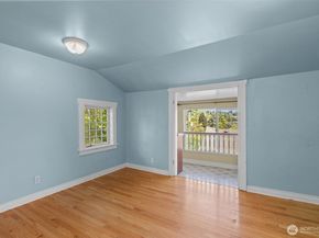 2010 NE 54th Street, Seattle WA 98105