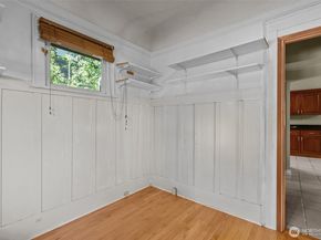 2010 NE 54th Street, Seattle WA 98105