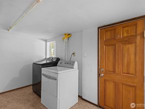 2010 NE 54th Street, Seattle WA 98105