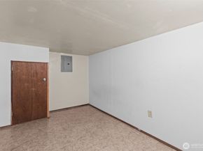 2010 NE 54th Street, Seattle WA 98105