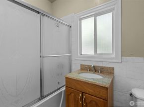 2010 NE 54th Street, Seattle WA 98105