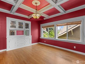 2010 NE 54th Street, Seattle WA 98105