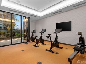 889 Avenue Square NE 807, Bellevue WA 98004