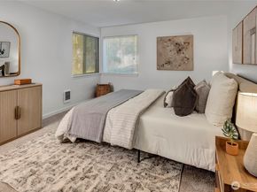 700 Front Street S E102, Issaquah WA 98027
