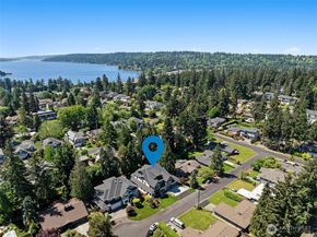 11027 SE 30th Place, Bellevue WA 98004