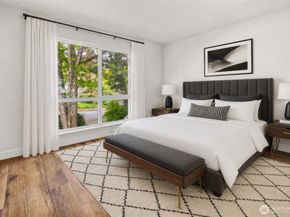 3710 26th Place W 405, Seattle WA 98199