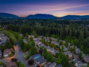4126 248TH Court SE 80, Sammamish WA 98029