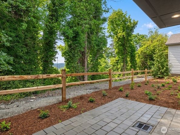 4411 21st Avenue SW, Seattle WA 98106