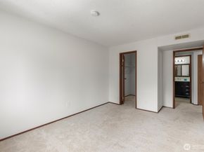 16200 NE 12th Court D59, Bellevue WA 98008