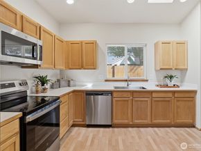12604 32nd Street NE, Lake Stevens WA 98258