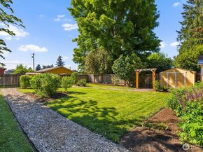 33917 SE 43rd Street, Fall City WA 98024