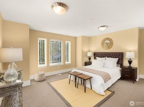 18638 92nd Avenue NE, Bothell WA 98011