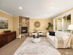 18638 92nd Avenue NE, Bothell WA 98011