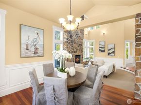 18638 92nd Avenue NE, Bothell WA 98011