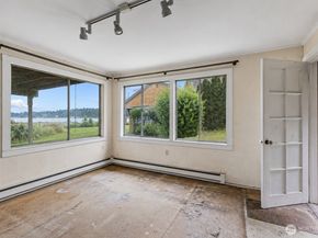 14238 41st Avenue NE, Seattle WA 98125