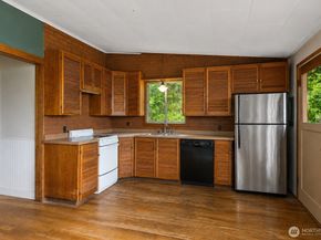 14238 41st Avenue NE, Seattle WA 98125