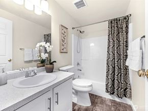 4714 NE 18th Place A, Renton WA 98059