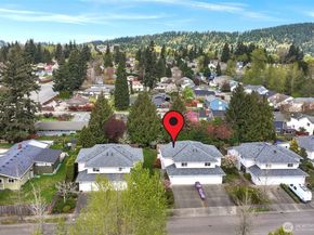 4714 NE 18th Place A, Renton WA 98059