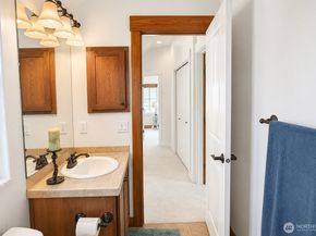 13356 NE 134th Place 9, Kirkland WA 98034