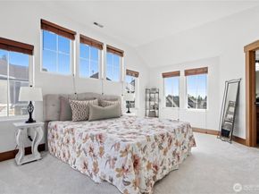 13356 NE 134th Place 9, Kirkland WA 98034