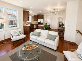 13356 NE 134th Place 9, Kirkland WA 98034