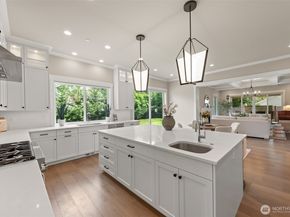 222 106th Avenue SE, Bellevue WA 98004